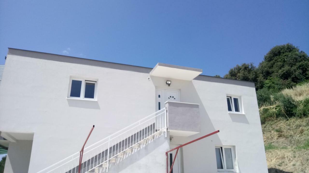 Ferienwohnung Apartman Elena Trogir Exterior foto